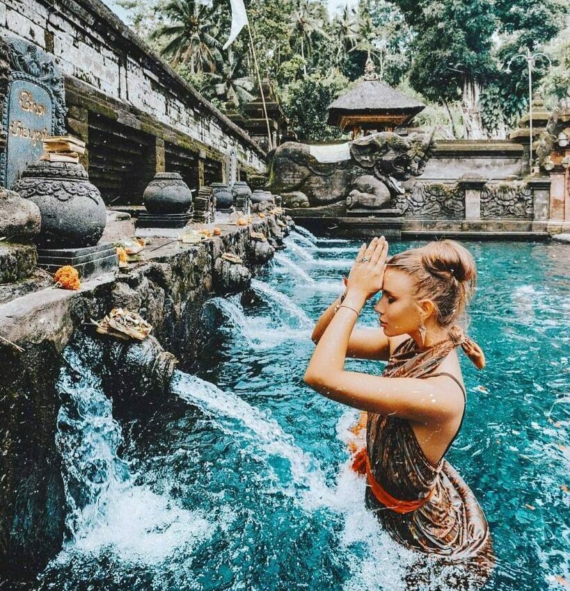 <p>Bali Temple Tour</p>